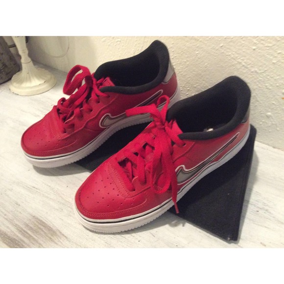 Nike Air Force 1 07 LV8 Sport NBA Varsity Red low top AJ7748-600 Size 5.5 YOUTH main image 10